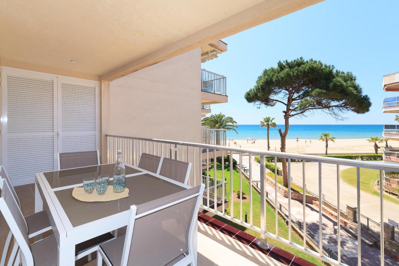 Uhc Dms Family Apartments Cambrils Exterior foto