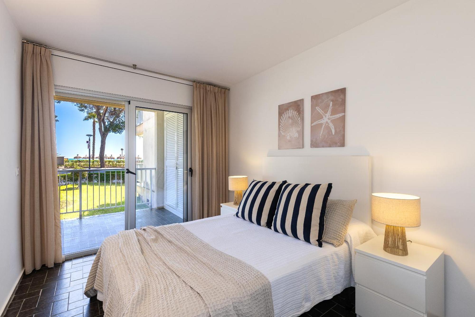 Uhc Dms Family Apartments Cambrils Exterior foto